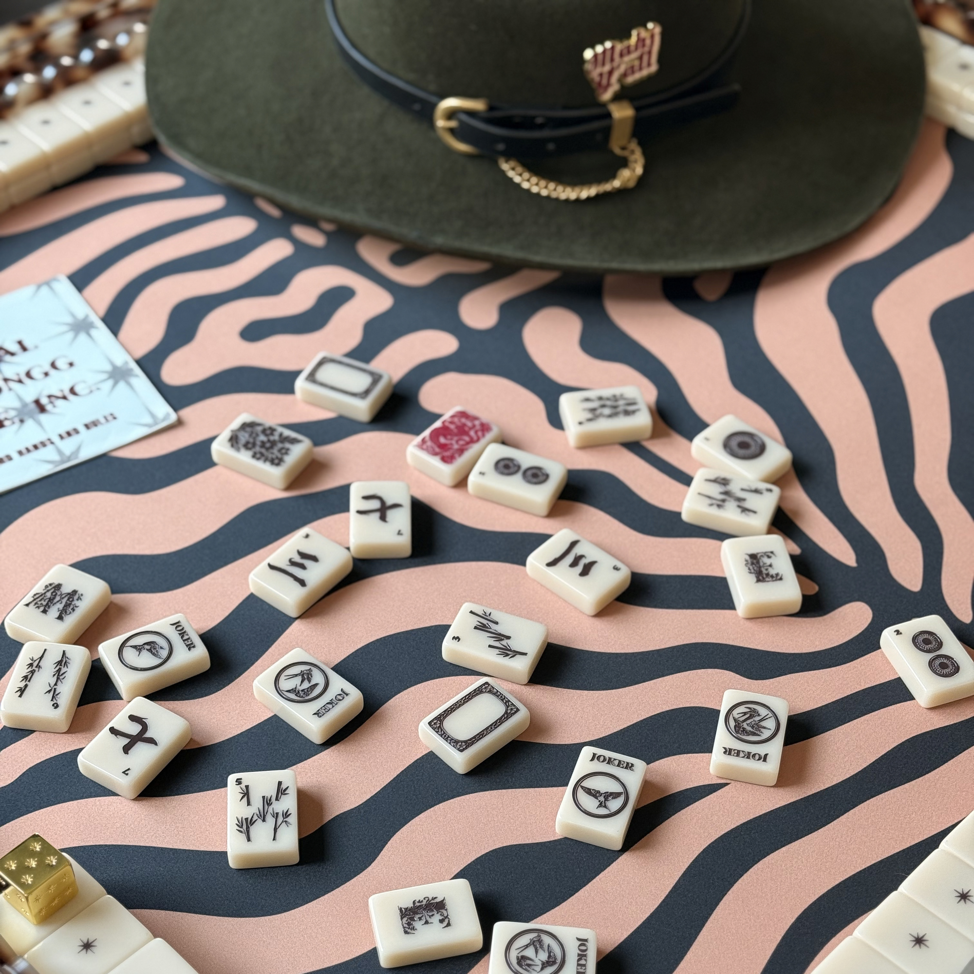 Savana Noir Mahjong Mat - Octagon | Patent Pending