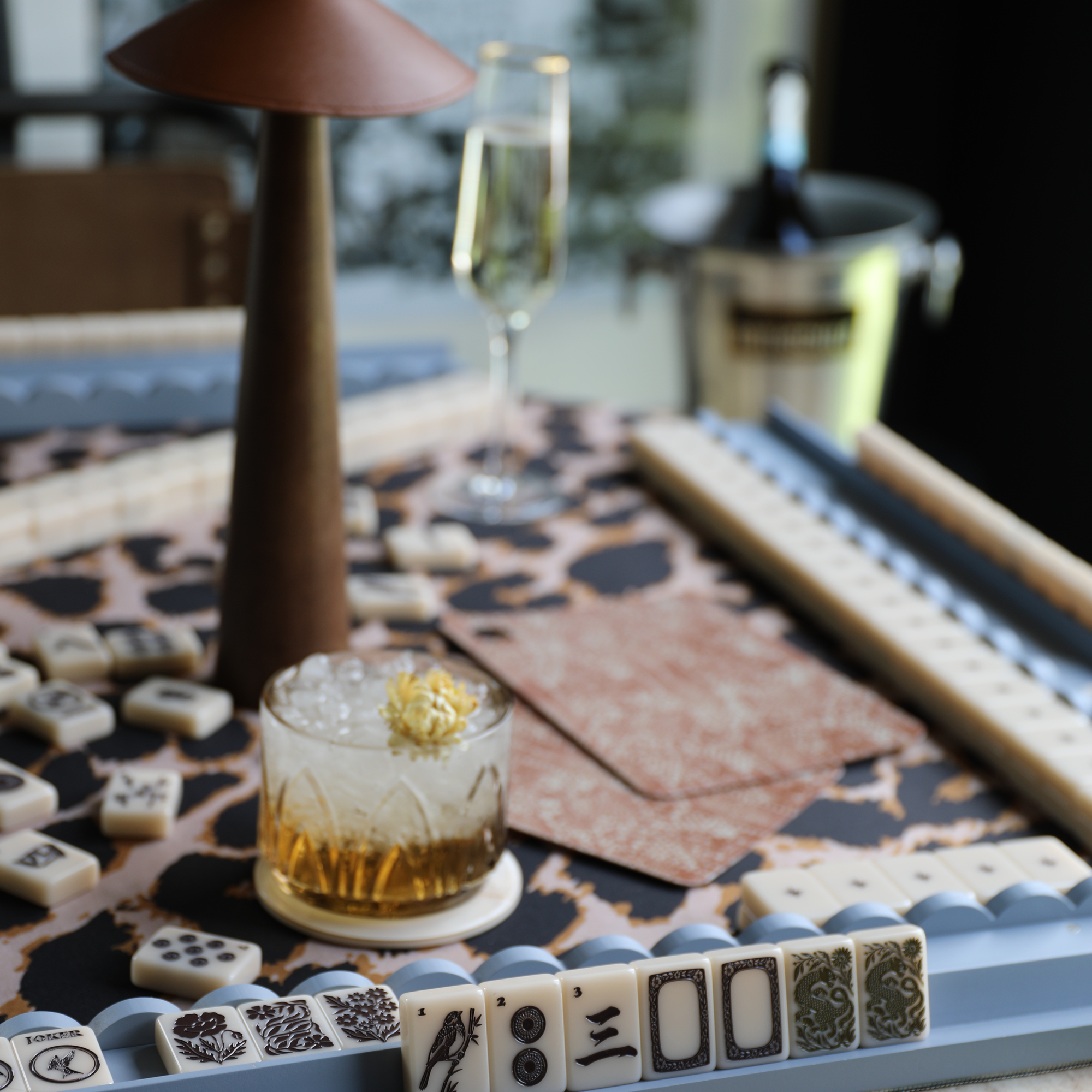 Sable Noir Mahjong Mat