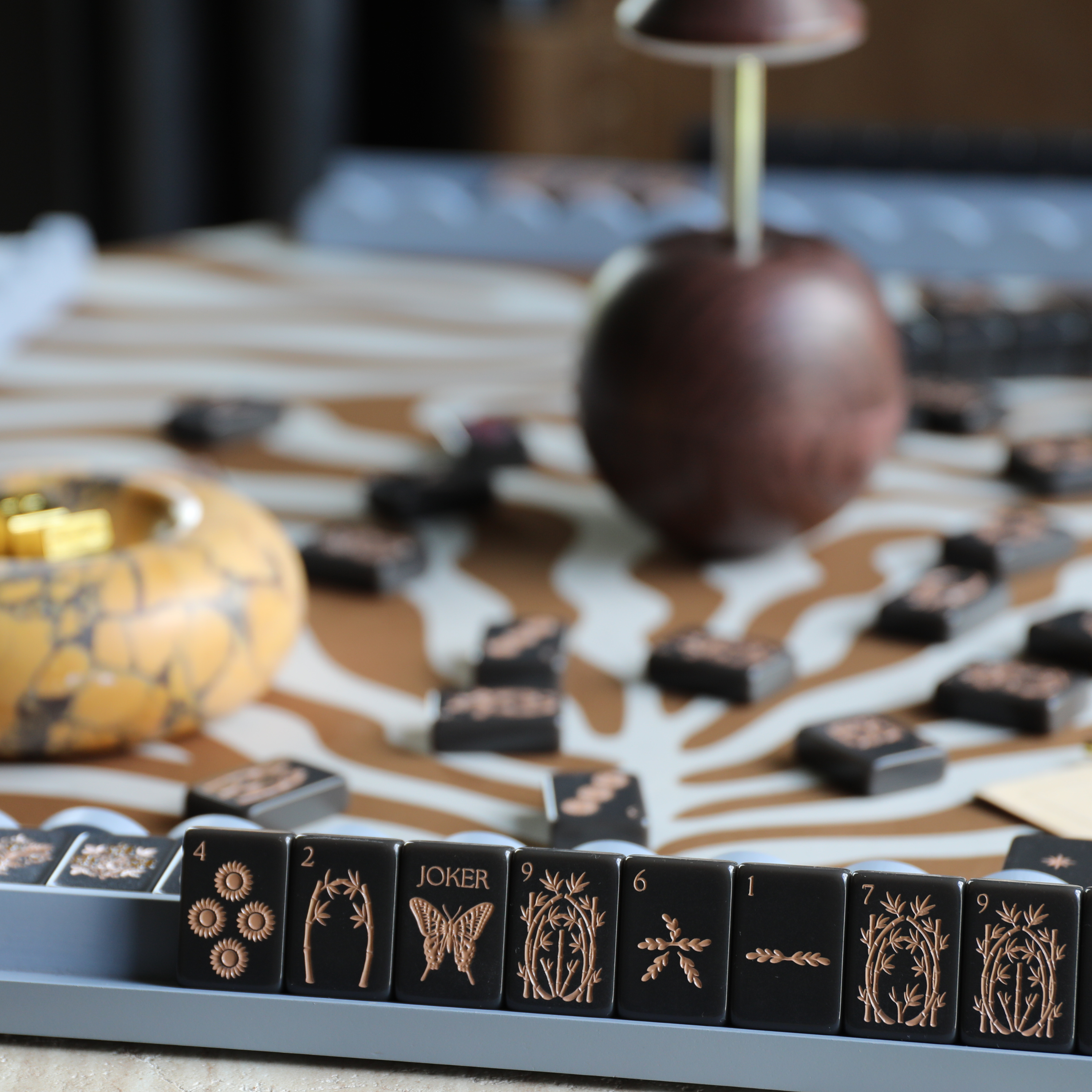 Blue Willow Scalloped Mahjong Rack Set