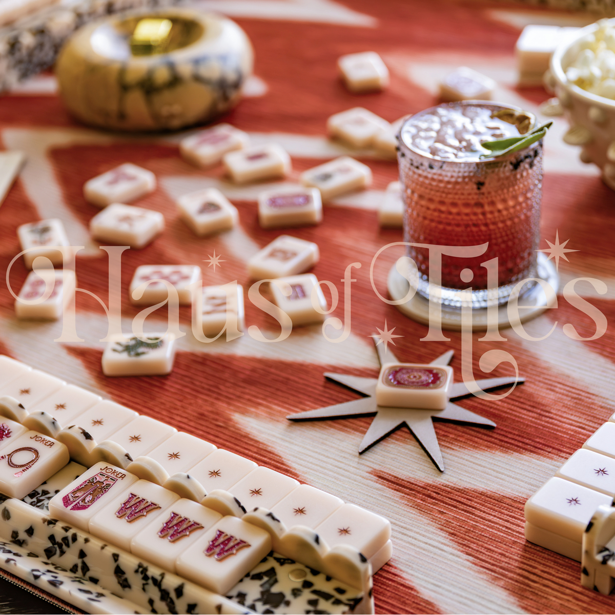 Marlowe Scalloped Acrylic Mahjong Rack Set - COMING SOON